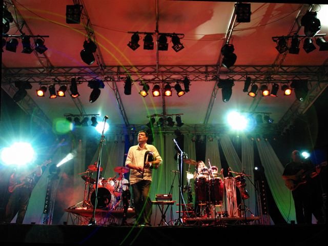 photo3.jpg